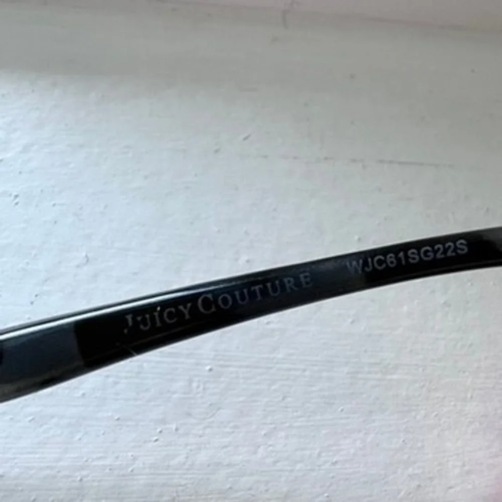 Juicy Couture Sunglasses Women One Size Silver‎ Purple Heart WJC61SG22S Y2K